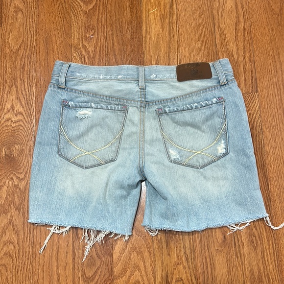 PINK DENIM CUT OFF SHORTS row hem DIAMONDS BEADED IN SIZE 2 - Picture 3 of 5